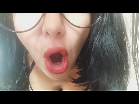 ❤️ Kara, via duonpatrino ne lasos vin iri al lernejo hodiaŭ... Mi bezonas vin tro multe... ☑ Anala porno ĉe ni ❌️❤